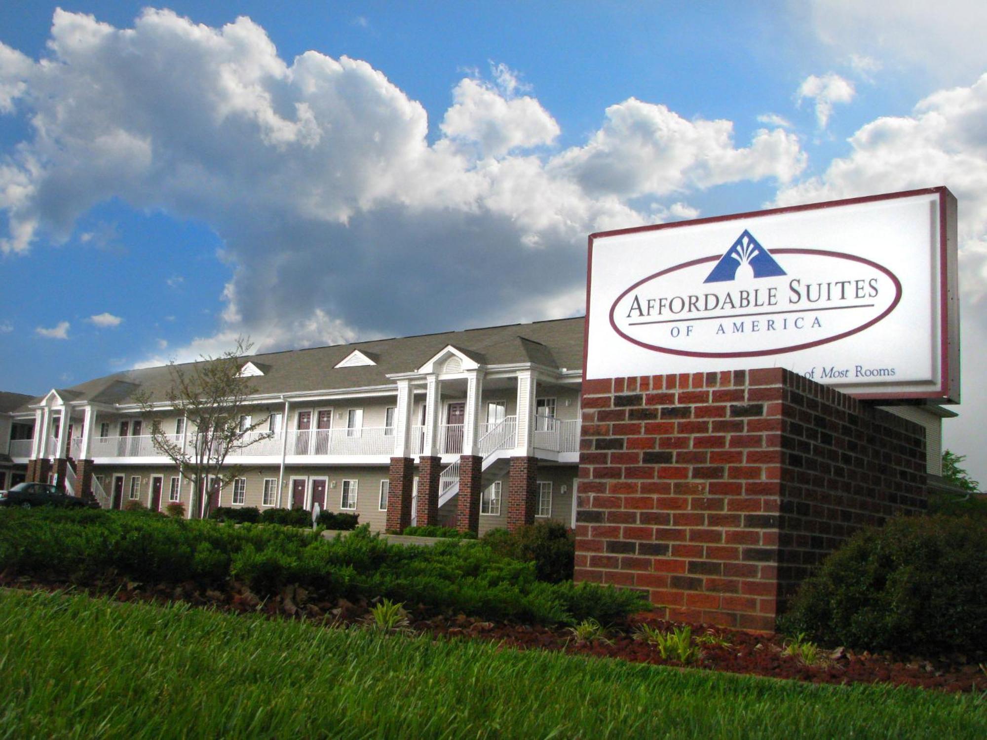 Affordable Suites Conover / Hickory Buitenkant foto
